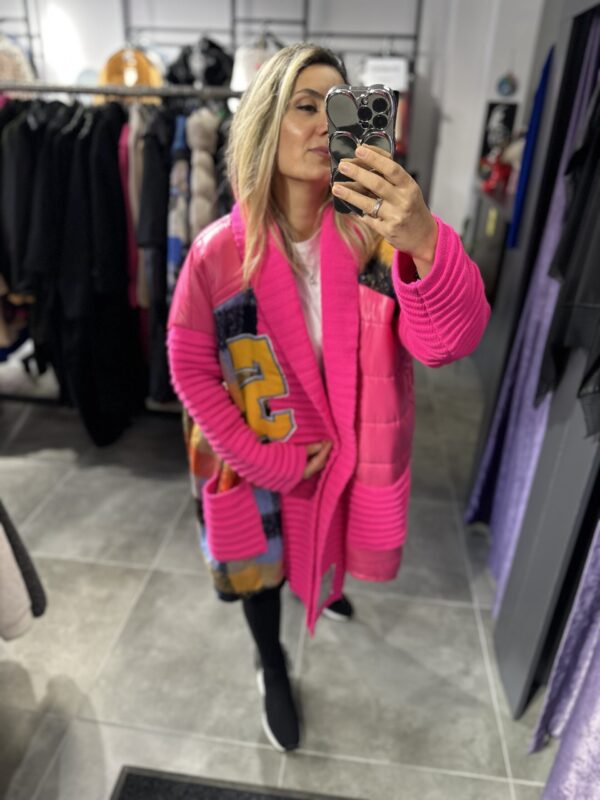 PEMBE TASARIM KEÇE TRİKO KABAN - Görsel 3