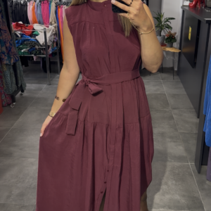 BORDO DÜĞMELİ UZUN ELBİSE